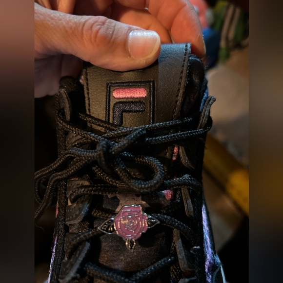 Fila Women's Platform Sneaker with Enamel Rose Closure - Picture 3 of 10